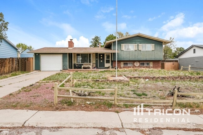 property at 6782 Dale Rd