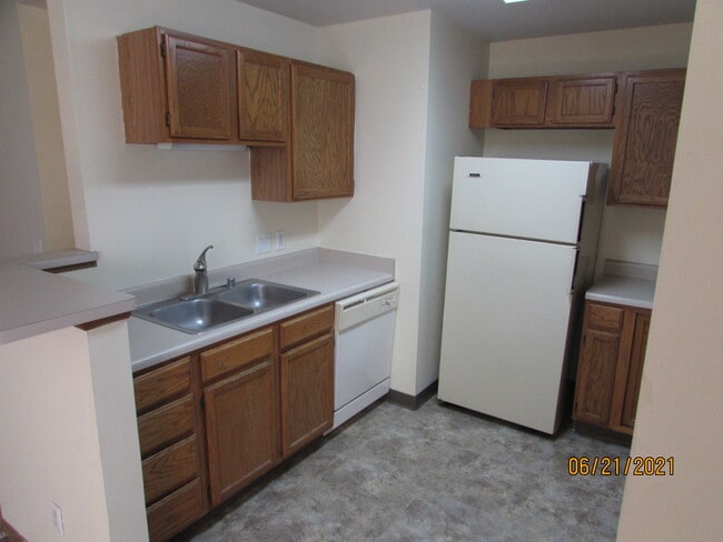 10 Woodridge Ct