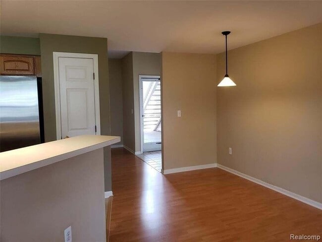 1489 Fox Pointe Cir in Ann Arbor, MI - Building Photo - Building Photo