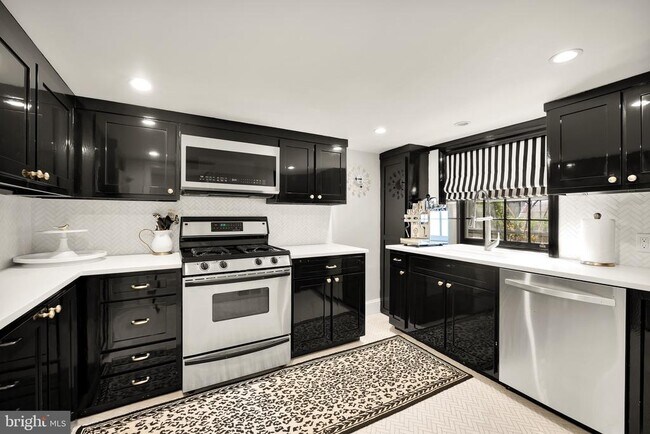 1341 27th St NW in Washington, DC - Building Photo - Building Photo