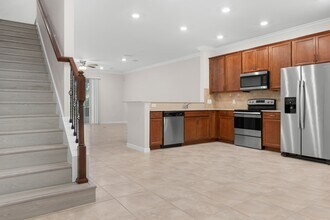 3869 Plainview Dr in Orlando, FL - Building Photo - Building Photo