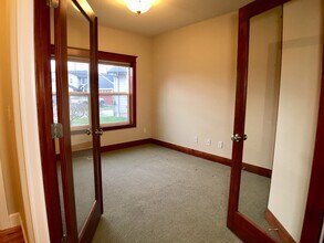 9409 NW 22nd Ct in Vancouver, WA - Building Photo - Building Photo