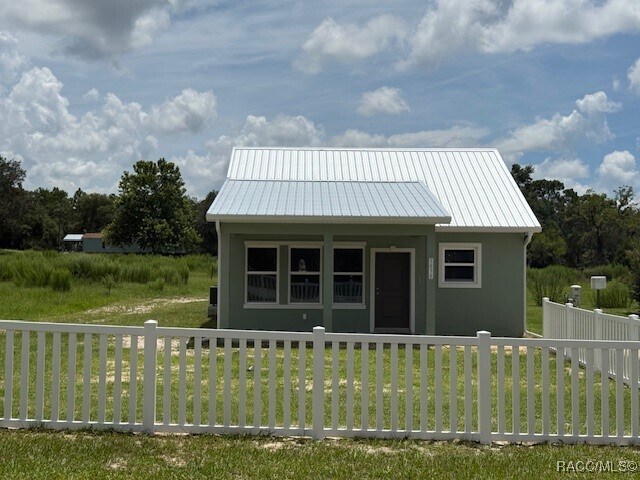 5838 W Green Acres St in Homosassa, FL - Building Photo