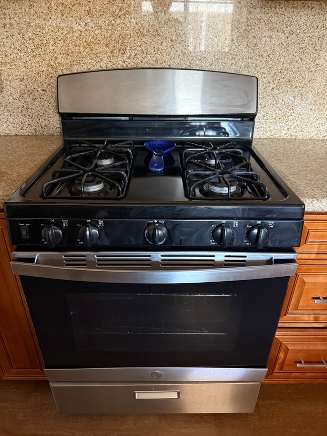 10401 Wilsey Ave in Tujunga, CA - Building Photo - Building Photo
