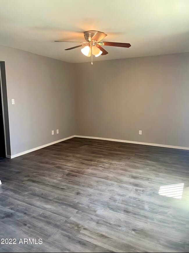 4722 W Rose Ln in Glendale, AZ - Building Photo - Building Photo