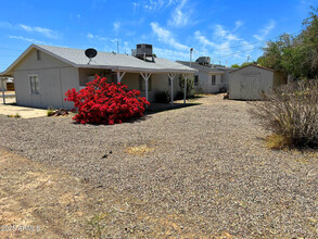11102 W Connecticut Ave in Youngtown, AZ - Building Photo - Building Photo