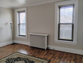 903 Ridge Rd in Wilmette, IL - Building Photo - Building Photo