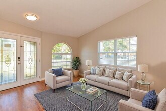 12914 Astorwood Pl in Riverview, FL - Building Photo - Building Photo