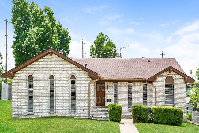 property at 8258 Westrock Dr