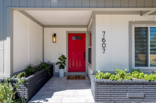 7607 Dell Oak Dr in San Antonio, TX - Building Photo - Building Photo