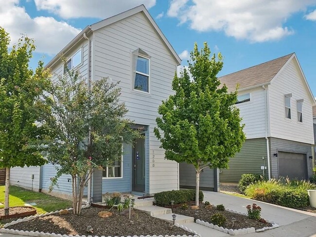 property at 1268 Clifftop Ln