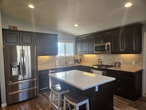 8573 Tommy Dr in San Diego, CA - Building Photo - Building Photo