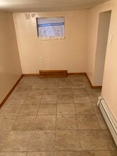 5827 41st Dr, Unit 1 Small Bedroom in Woodside, NY - Building Photo - Building Photo