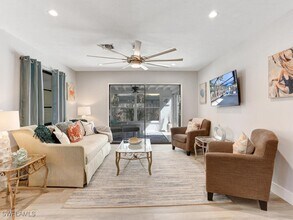 1014 Broad Ave N in Naples, FL - Building Photo - Building Photo