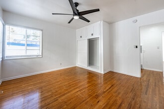 3701 Montclair St in Los Angeles, CA - Building Photo - Interior Photo
