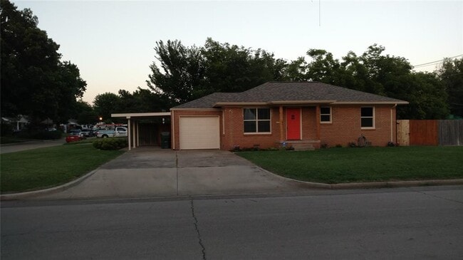 property at 2101 Virginia St