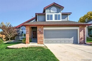 9306 S Pepperwood Ln in Littleton, CO - Building Photo