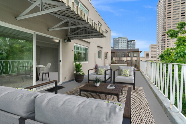 1200 Boylston Ave in Seattle, WA - Building Photo - Building Photo