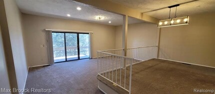 7416 Azalea Ct in West Bloomfield Township, MI - Building Photo - Building Photo