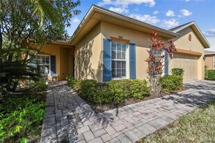555 Davinci Pass in Kissimmee, FL - Building Photo