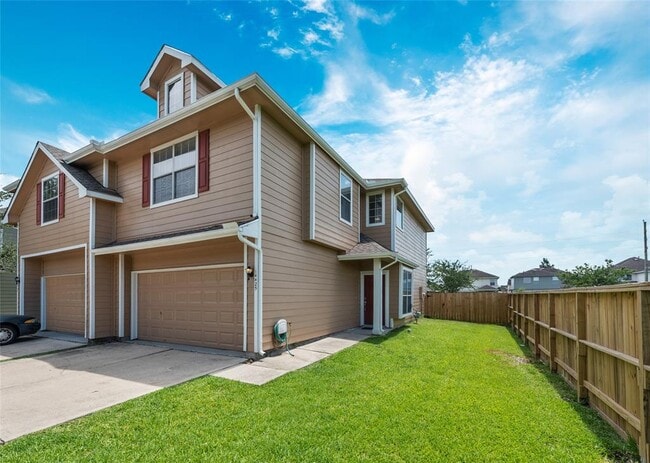 14425 Rosehedge Ct