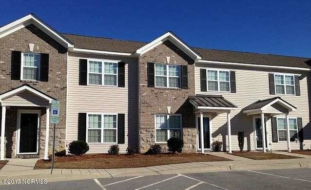 4113 Kittrell Farms Dr in Greenville, NC - Foto de edificio