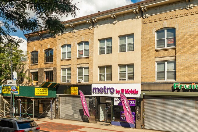57-47-57-51 Myrtle Ave in Ridgewood, NY - Building Photo - Building Photo