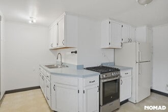 1046 Marshall Ave in Webster Groves, MO - Building Photo - Building Photo