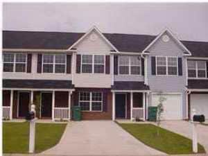 128 Swaying Pine Ct in Crestview, FL - Building Photo