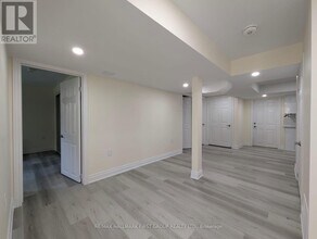 1212 Shankel Rd in Oshawa, ON - Building Photo - Building Photo
