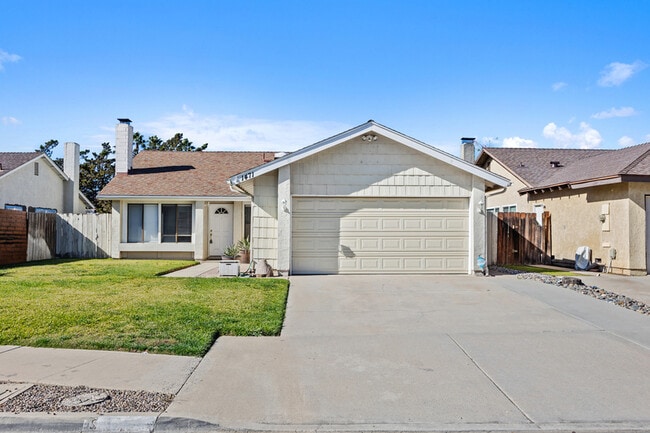 property at 1471 Autumn Woods Pl