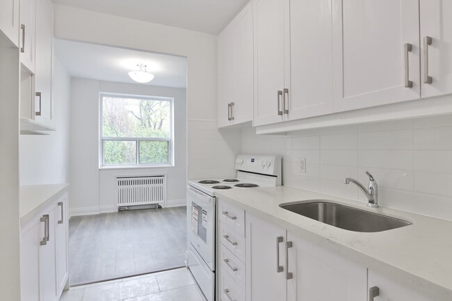 29 Upper Canada Drive