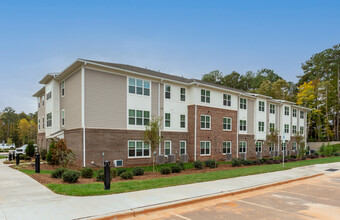 Pennington Grove in Garner, NC - Building Photo - Building Photo