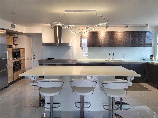 property at 1401 S Ocean Dr