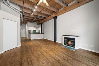 701 W Jackson Blvd in Chicago, IL - Building Photo - Building Photo