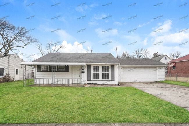 property at 11856 St John Ave