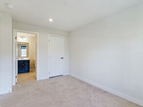 537 Crofton Village Terrace in Midlothian, VA - Building Photo - Building Photo