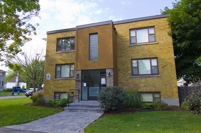 Arbor Village Hollington