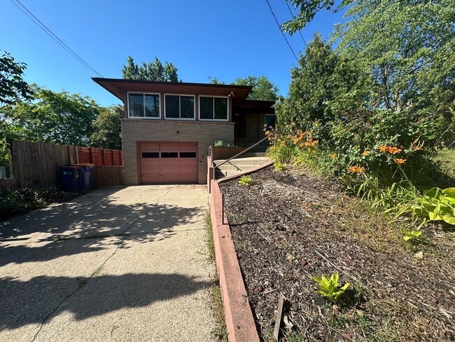 property at 1000 6th St NW