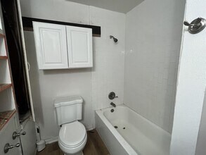 5605 45th St in Lubbock, TX - Building Photo - Building Photo