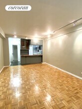 240 E 46th St in New York, NY - Building Photo - Building Photo