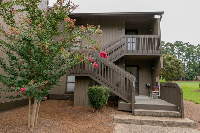 property at 800 St Andrews Dr