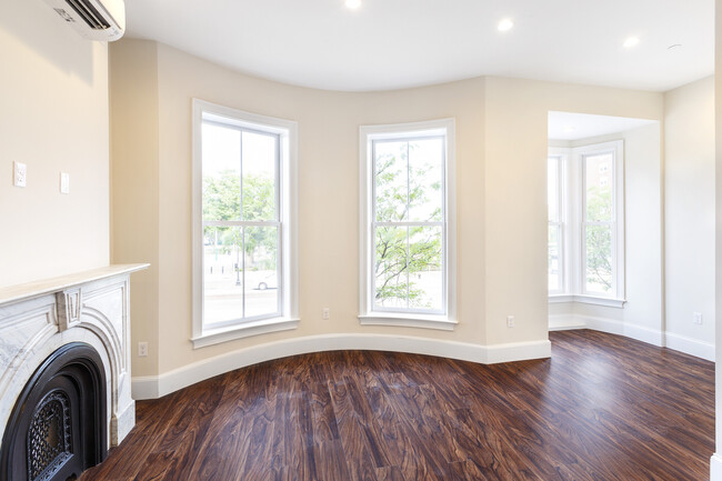 168 Northampton St, Unit 7 in Boston, MA - Foto de edificio - Building Photo