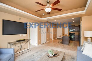 7438 S Louise Ave in Sioux Falls, SD - Building Photo