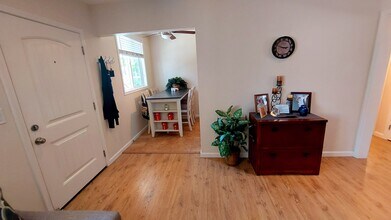 3565 N E St, Unit 3565 in San Bernardino, CA - Foto de edificio - Building Photo