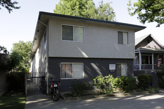 2414 O St in Sacramento, CA - Building Photo - Building Photo