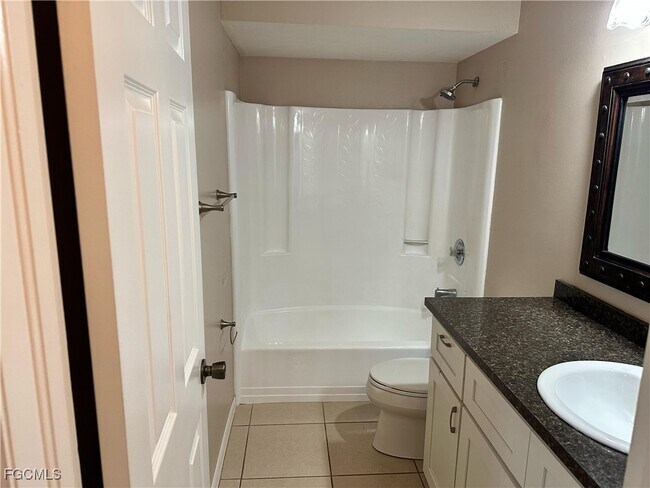 property at 1025 SE 24th Ave