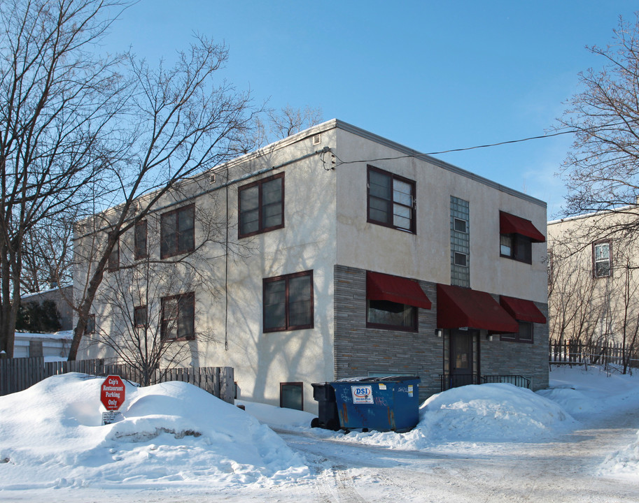 E 50th Street Apartments in Minneapolis, MN - Building Photo