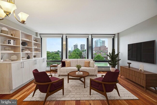 220 Locust St in Philadelphia, PA - Building Photo - Building Photo