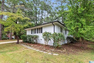 1153 Bowman Rd in Birmingham, AL - Foto de edificio - Building Photo
